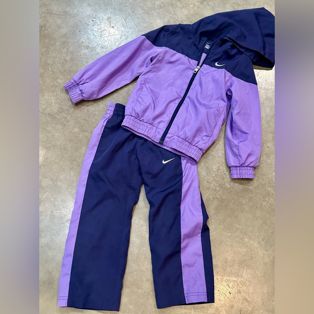 Nike Purple and Navy Athletic Set